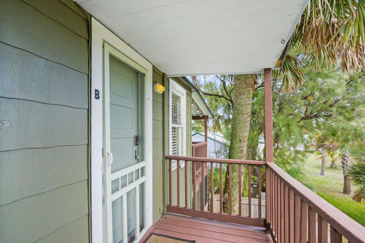 Marvelous Mermaid Bungalow, Dog-Friendly Upstairs Apt In Prime Vilano Beach St. Augustine Zewnętrze zdjęcie